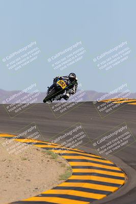 media/Oct-09-2022-SoCal Trackdays (Sun) [[95640aeeb6]]/Turns 9 and 10 (1050am)/